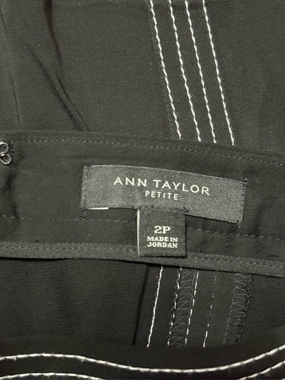 Ann Taylor petite Black Stitch-Detail Pencil Skirt size 2